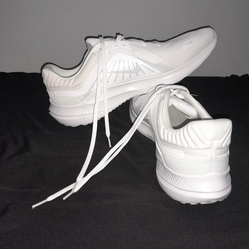 Nike Quest 5 Men's Road Running Shoes White Pure Platinum White Mens Size 14